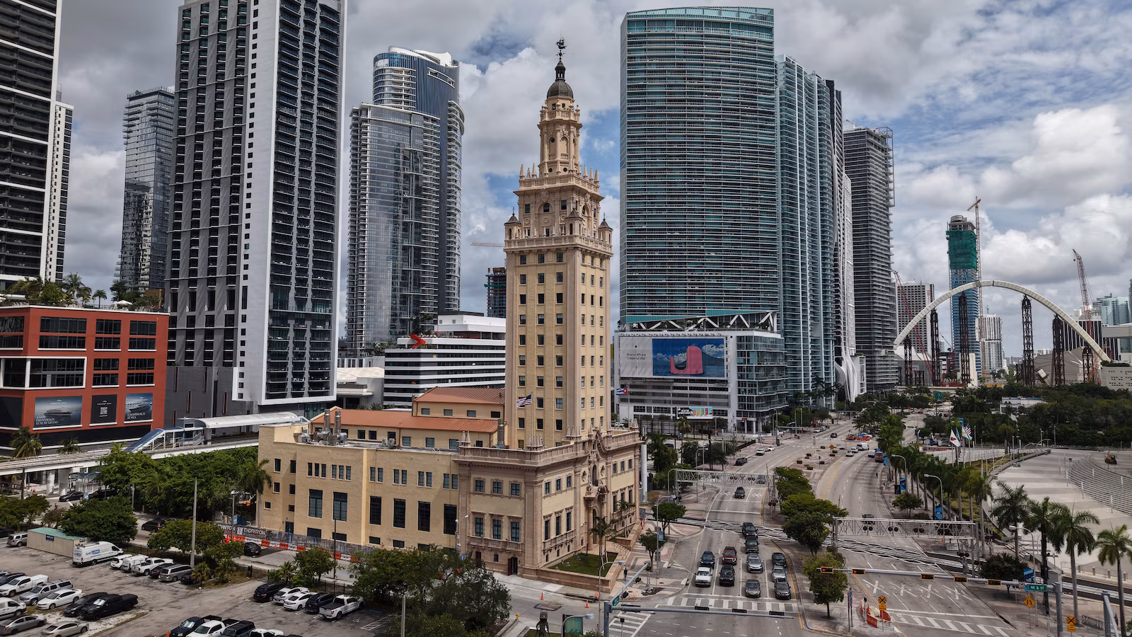 Florida judge temporarily blocks transfer of downtown Miami land for Trump’s presidential library